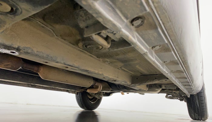 2014 Maruti Swift VXI, Petrol, Manual, 56,661 km, Right Side Underbody