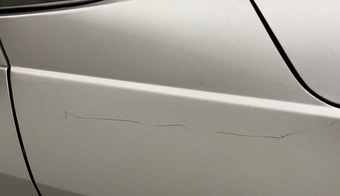 2014 Maruti Swift VXI, Petrol, Manual, 56,661 km, Right fender - Minor scratches