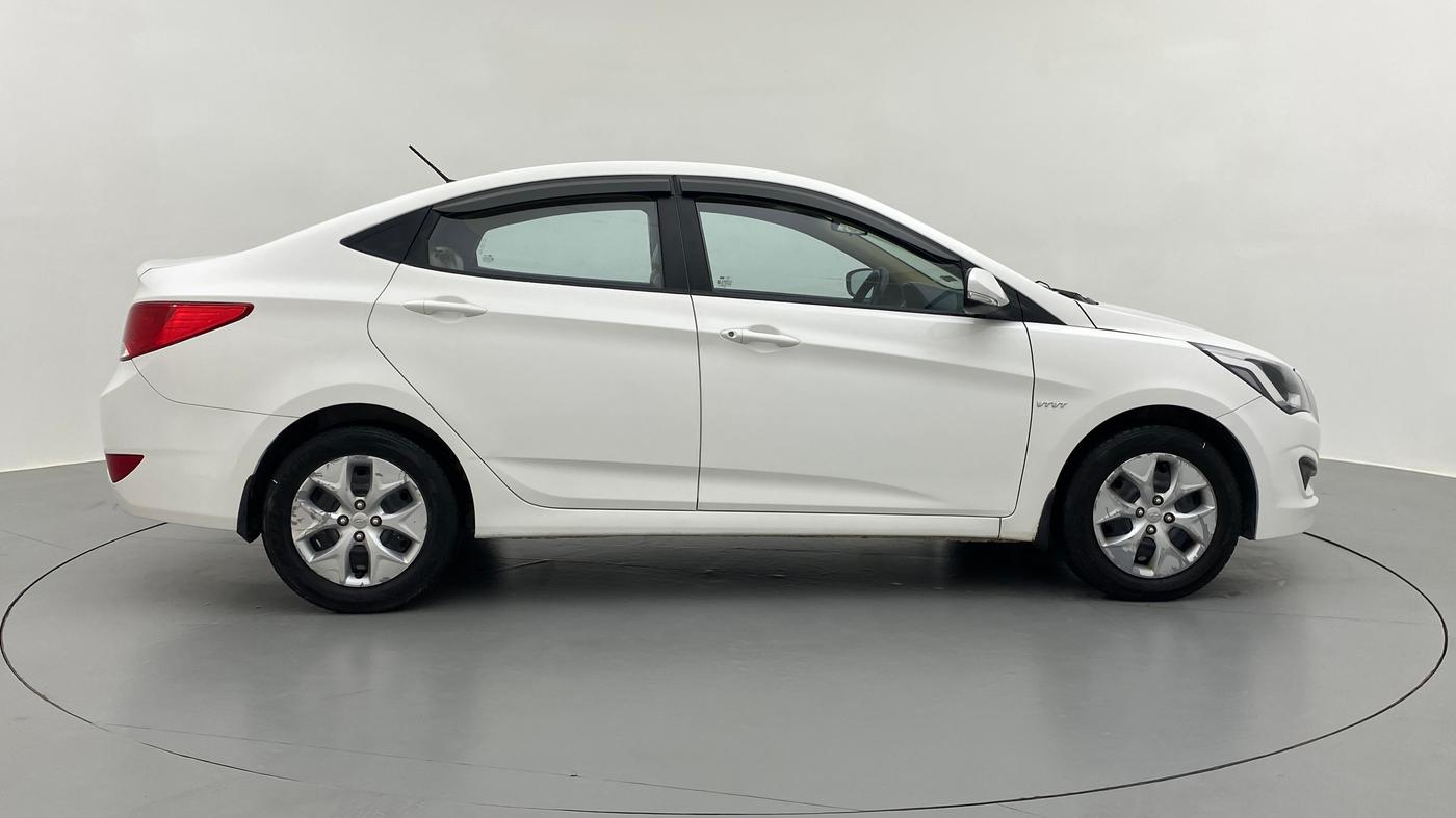 2016 Hyundai Verna FLUIDIC 1.4 VTVT, Petrol, Manual, 53,414 km, Right Side View