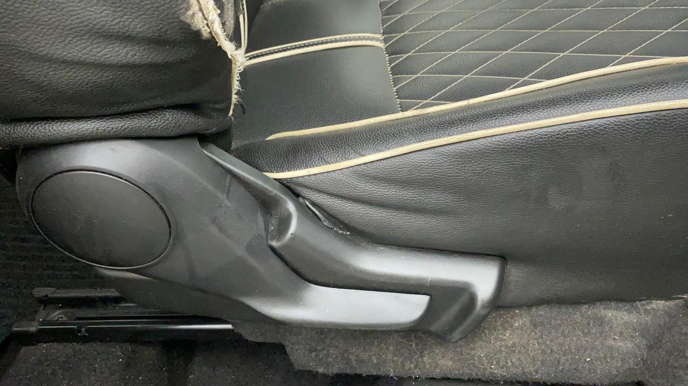 2019 Maruti Baleno DELTA PETROL 1.2, Petrol, Manual, 21,202 km, Driver Side Adjustment Panel