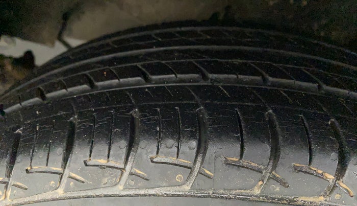 2019 Maruti Baleno DELTA PETROL 1.2, Petrol, Manual, 21,202 km, Left Rear Tyre Tread
