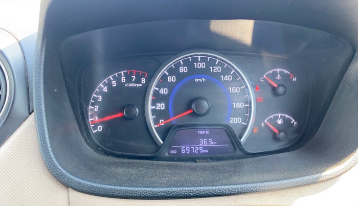 2017 Hyundai Grand i10 SPORTZ 1.2 KAPPA VTVT, Petrol, Manual, 69,687 km, Odometer Image