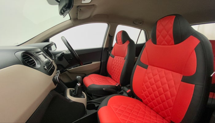 2013 Hyundai Grand i10 SPORTZ 1.2 KAPPA VTVT, CNG, Manual, 70,686 km, Right Side Front Door Cabin