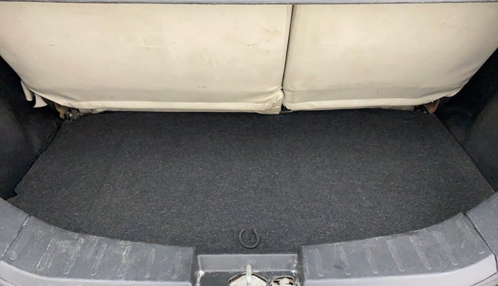 2013 Maruti Wagon R 1.0 VXI, Petrol, Manual, 54,025 km, Boot Inside