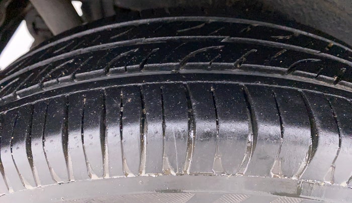 2013 Maruti Wagon R 1.0 VXI, Petrol, Manual, 54,025 km, Right Rear Tyre Tread