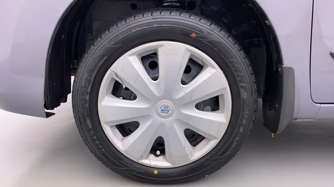2013 Maruti Wagon R 1.0 VXI, Petrol, Manual, 54,025 km, Left Front Wheel