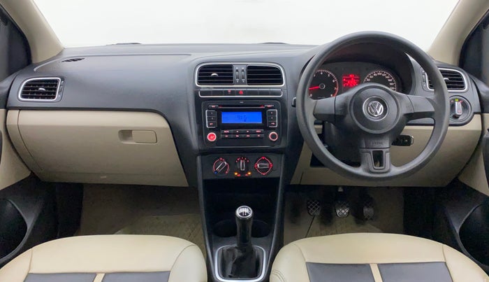 2011 Volkswagen Polo HIGHLINE1.2L, Petrol, Manual, 67,974 km, Dashboard