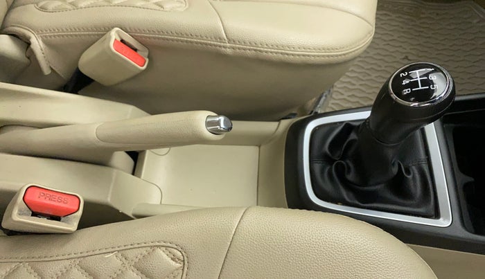 2020 Maruti Dzire VXI, Petrol, Manual, 78,854 km, Gear Lever