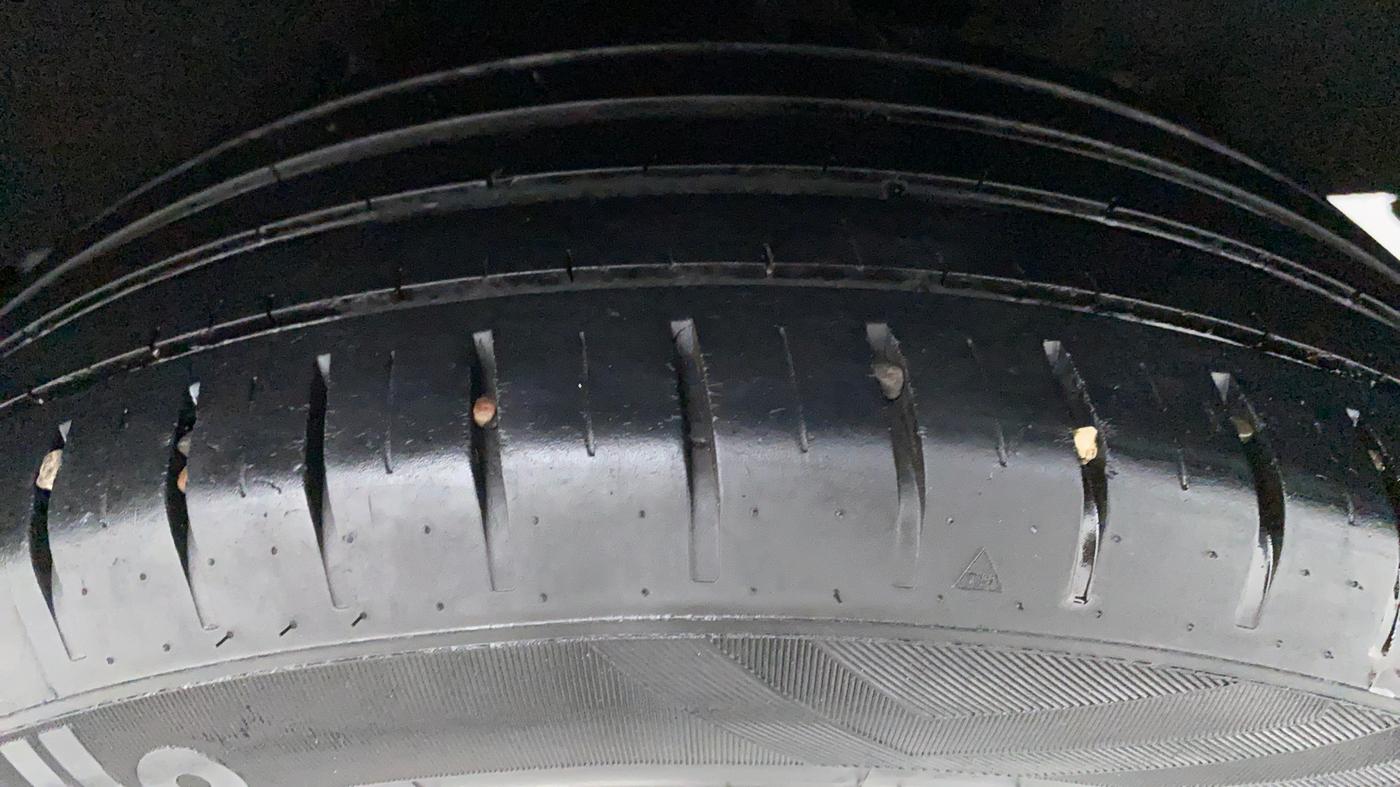 2021 Toyota Glanza V CVT, Petrol, Automatic, 40,774 km, Left Rear Tyre Tread