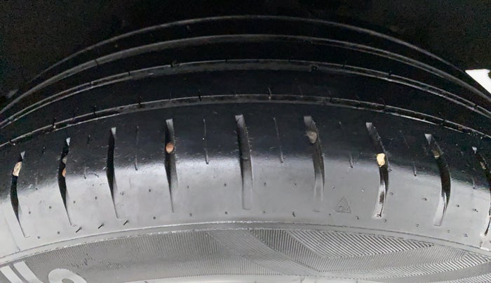 2021 Toyota Glanza V CVT, Petrol, Automatic, 40,774 km, Left Rear Tyre Tread