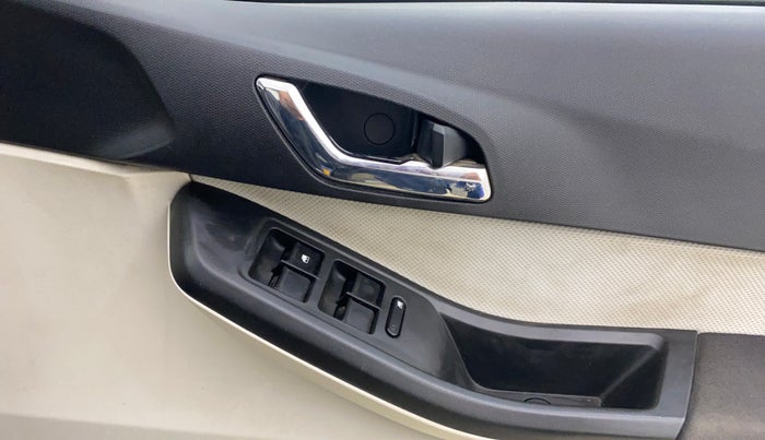 2023 Tata TIGOR XZ PLUS CNG, CNG, Manual, 44,354 km, Driver Side Door Panels Control