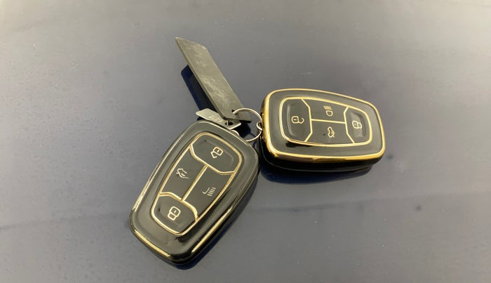 2023 Tata TIGOR XZ PLUS CNG, CNG, Manual, 44,354 km, Key Close Up