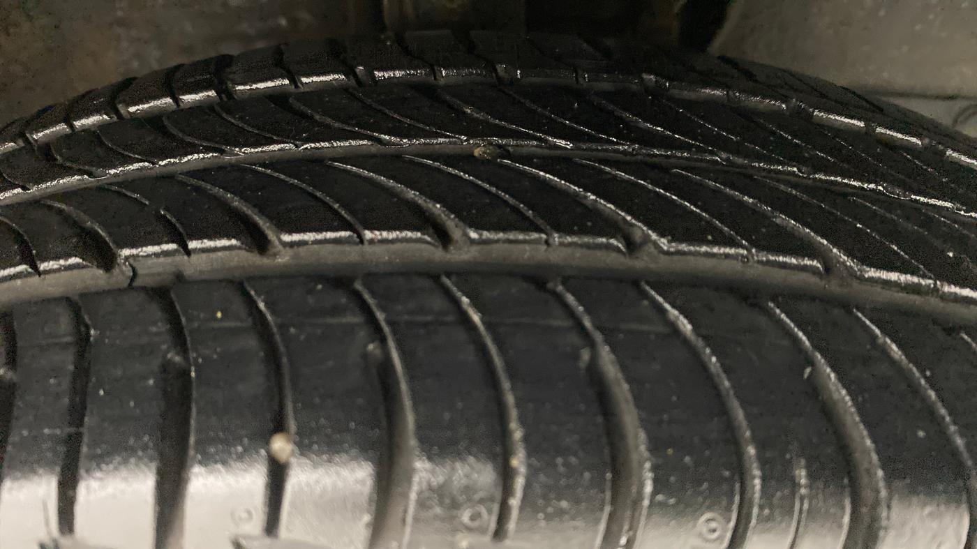 2021 Maruti New Wagon-R VXI (O) 1.2L, Petrol, Manual, 5,088 km, Right Front Tyre Tread
