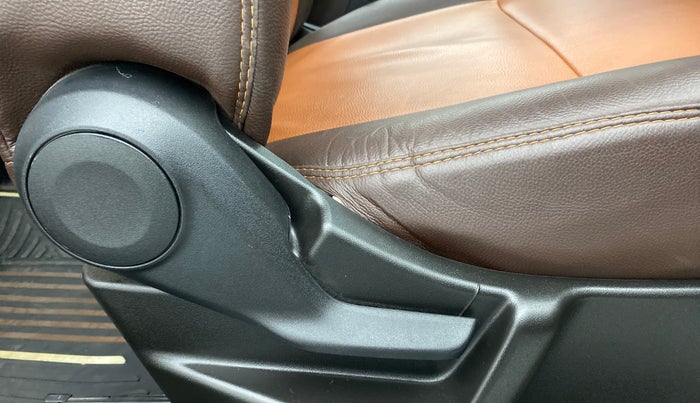 2021 Maruti New Wagon-R VXI (O) 1.2L, Petrol, Manual, 5,088 km, Driver Side Adjustment Panel