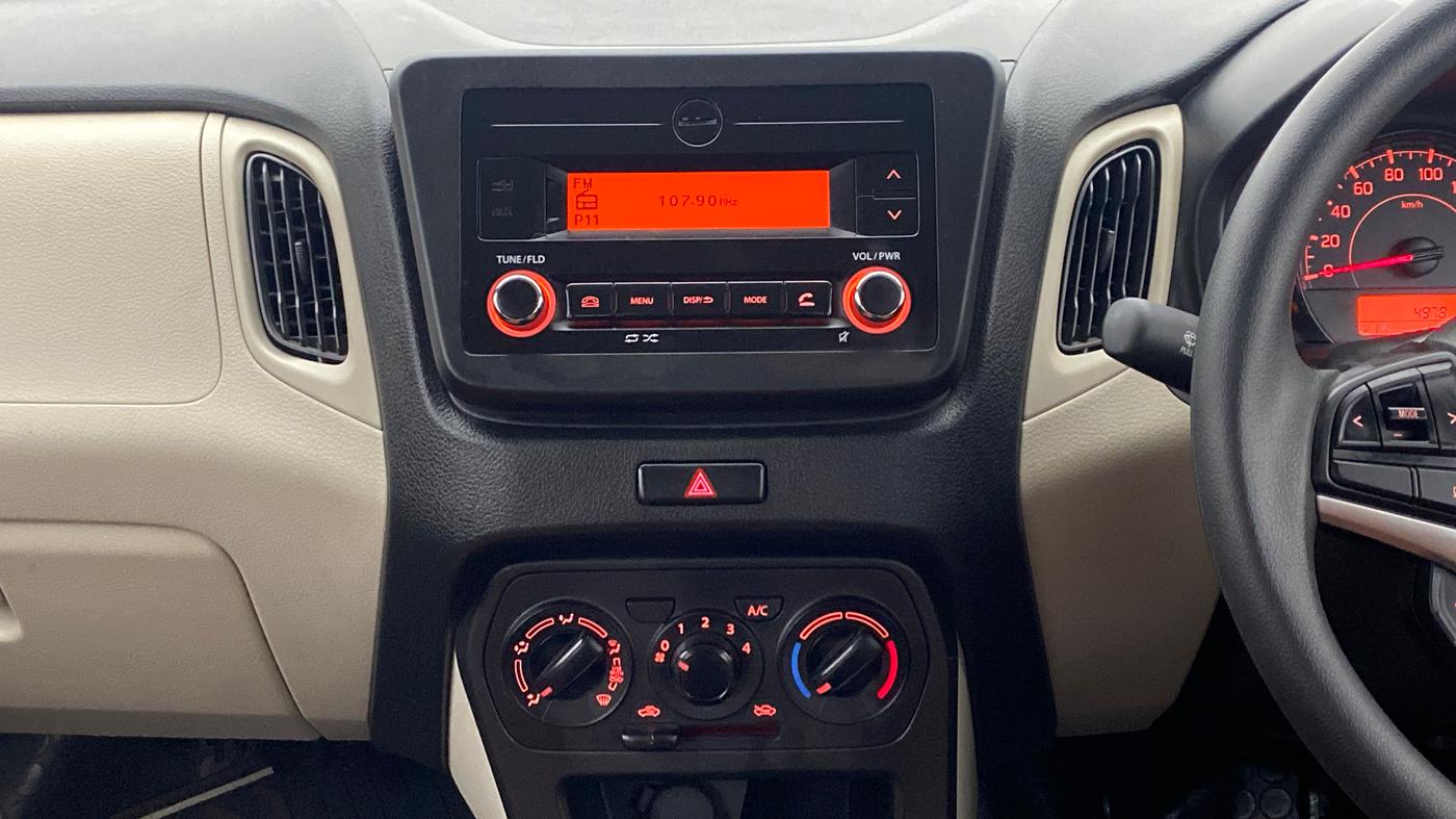 2021 Maruti New Wagon-R VXI (O) 1.2L, Petrol, Manual, 5,088 km, Air Conditioner