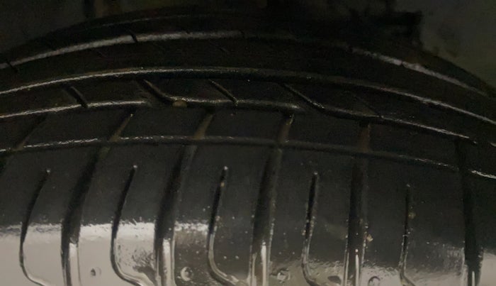 2022 Tata NEXON XZ PLUS DIESEL DARK EDITION, Diesel, Manual, 61,541 km, Right Front Tyre Tread