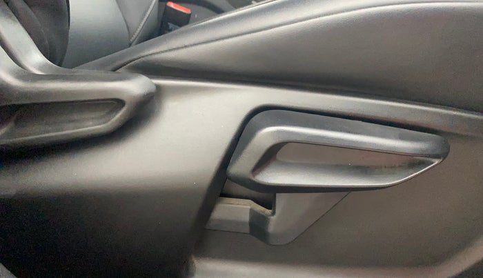 2022 Tata NEXON XZ PLUS DIESEL DARK EDITION, Diesel, Manual, 61,541 km, Driver Side Adjustment Panel