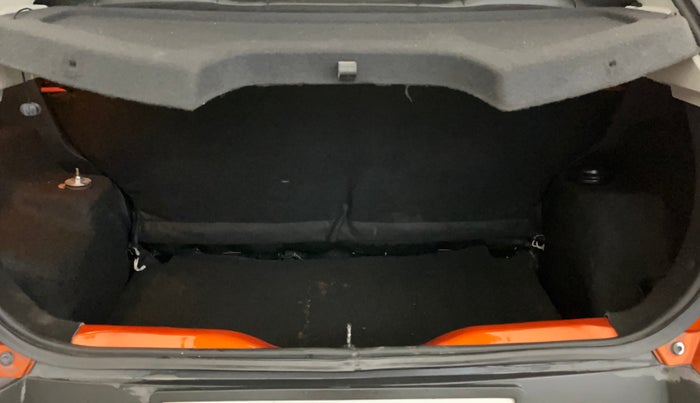 2022 Tata PUNCH ADVENTURE MT, Petrol, Manual, 70,050 km, Boot Inside