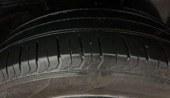 2022 Tata PUNCH ADVENTURE MT, Petrol, Manual, 70,050 km, Left Rear Tyre Tread