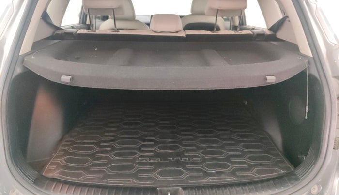 2020 KIA SELTOS HTX PLUS 1.5 DIESEL, Diesel, Manual, 88,592 km, Boot Inside