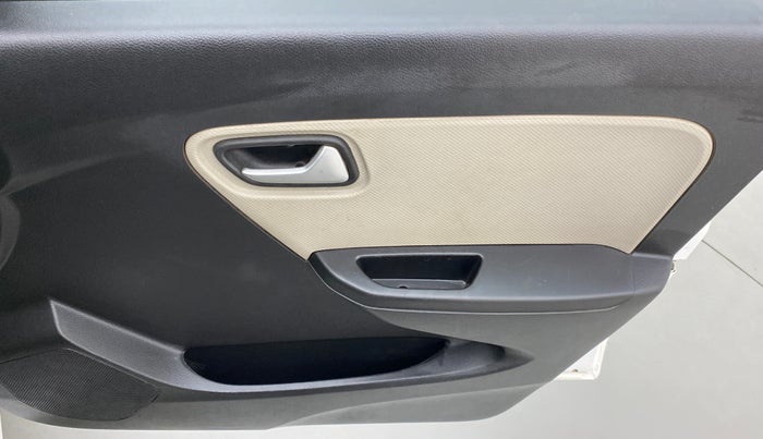 2020 Maruti Alto VXI, Petrol, Manual, 18,893 km, Driver Side Door Panels Control