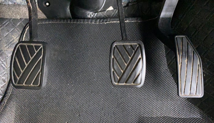 2018 Maruti Celerio VXI CNG D, CNG, Manual, 70,199 km, Pedals