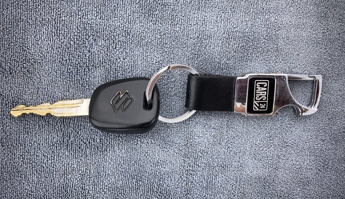 2018 Maruti Celerio VXI CNG D, CNG, Manual, 70,199 km, Key Close Up