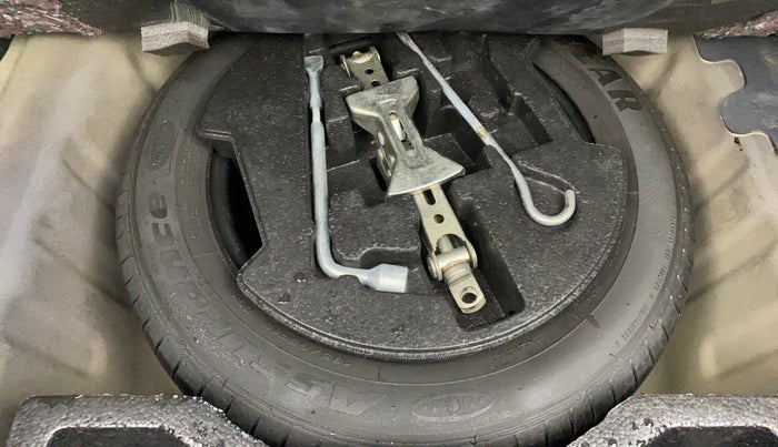 2016 Maruti Ciaz ZXI+, Petrol, Manual, 1,16,456 km, Spare Tyre