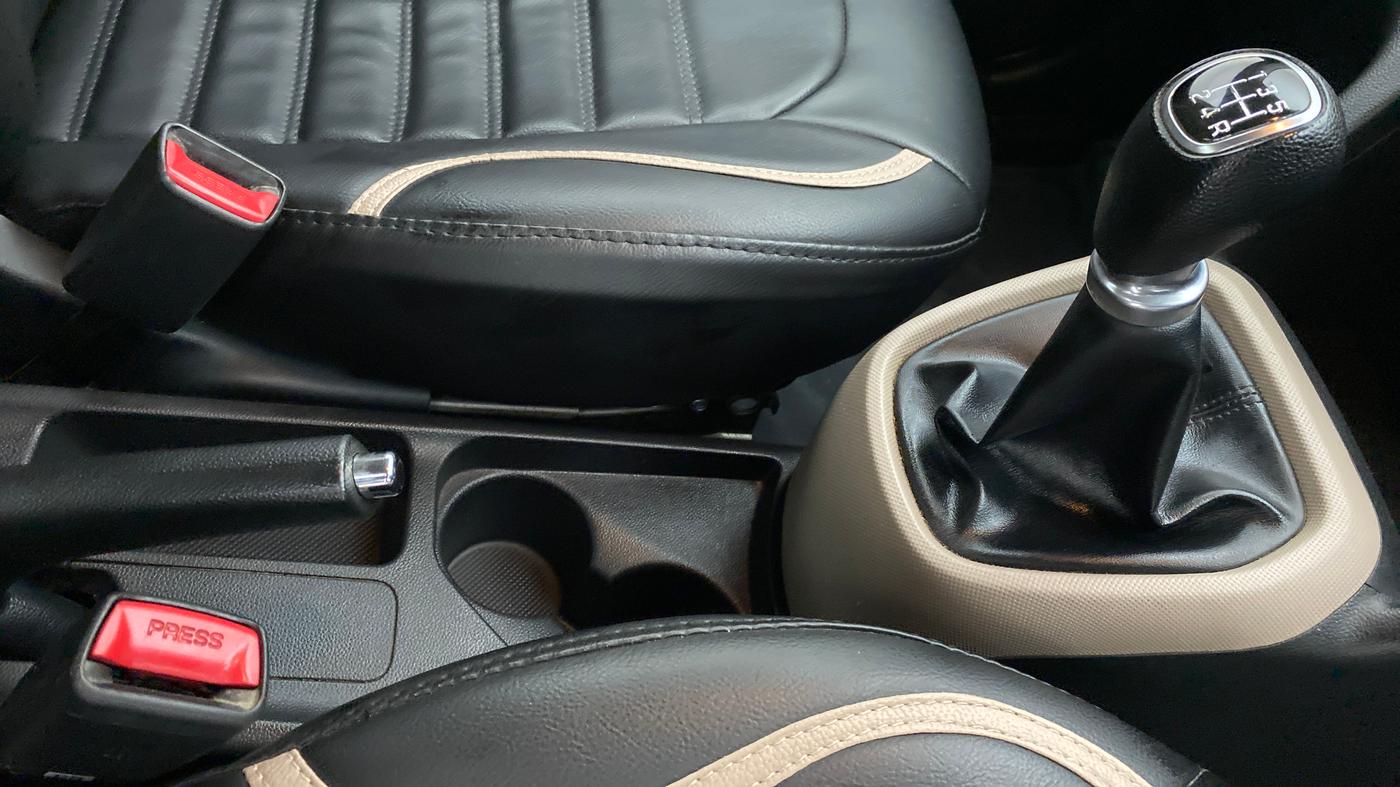 2018 Hyundai Grand i10 SPORTZ 1.2 KAPPA VTVT, Petrol, Manual, 83,405 km, Gear Lever