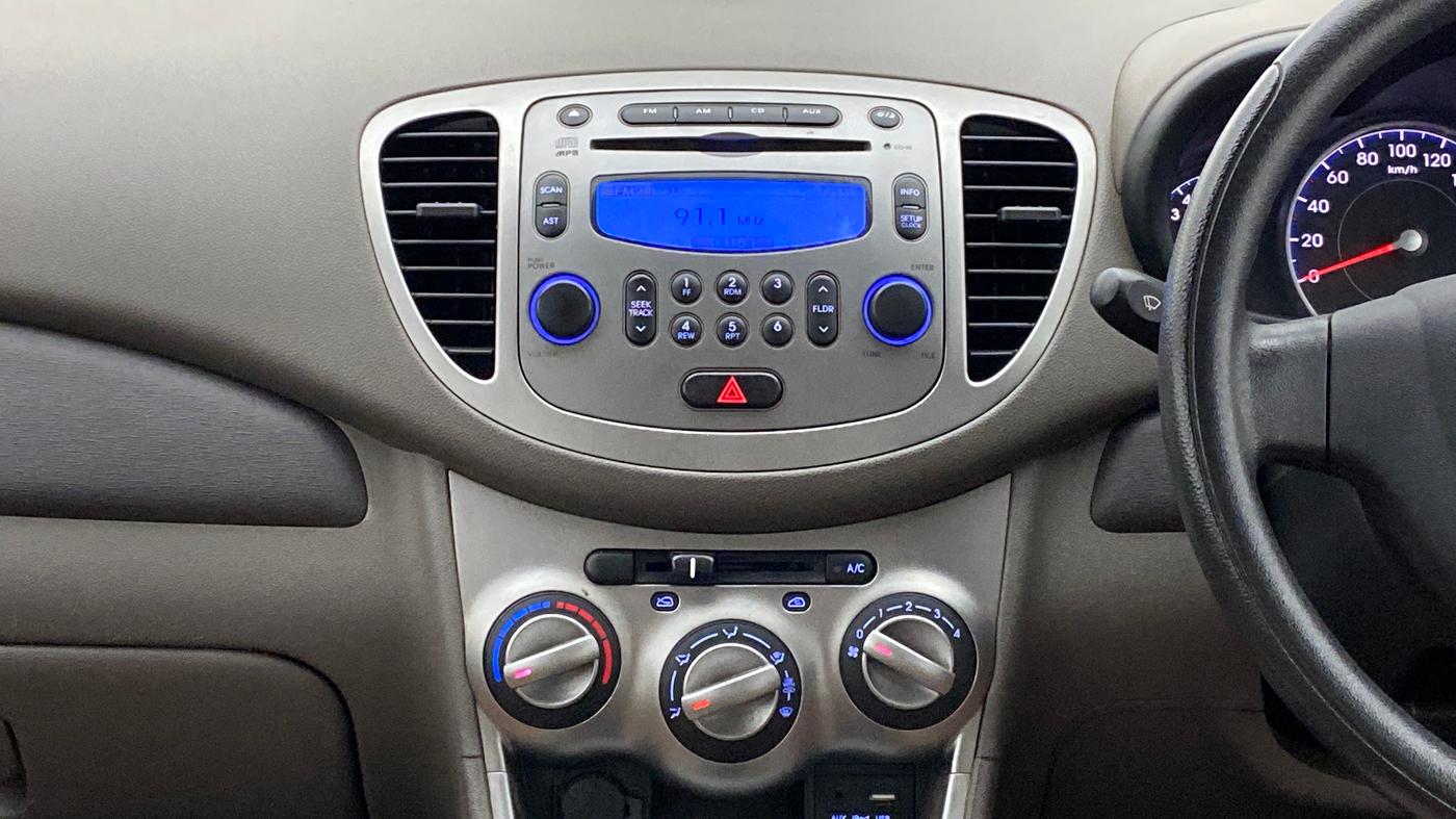 2016 Hyundai i10 SPORTZ 1.1 IRDE2, Petrol, Manual, 39,033 km, Air Conditioner
