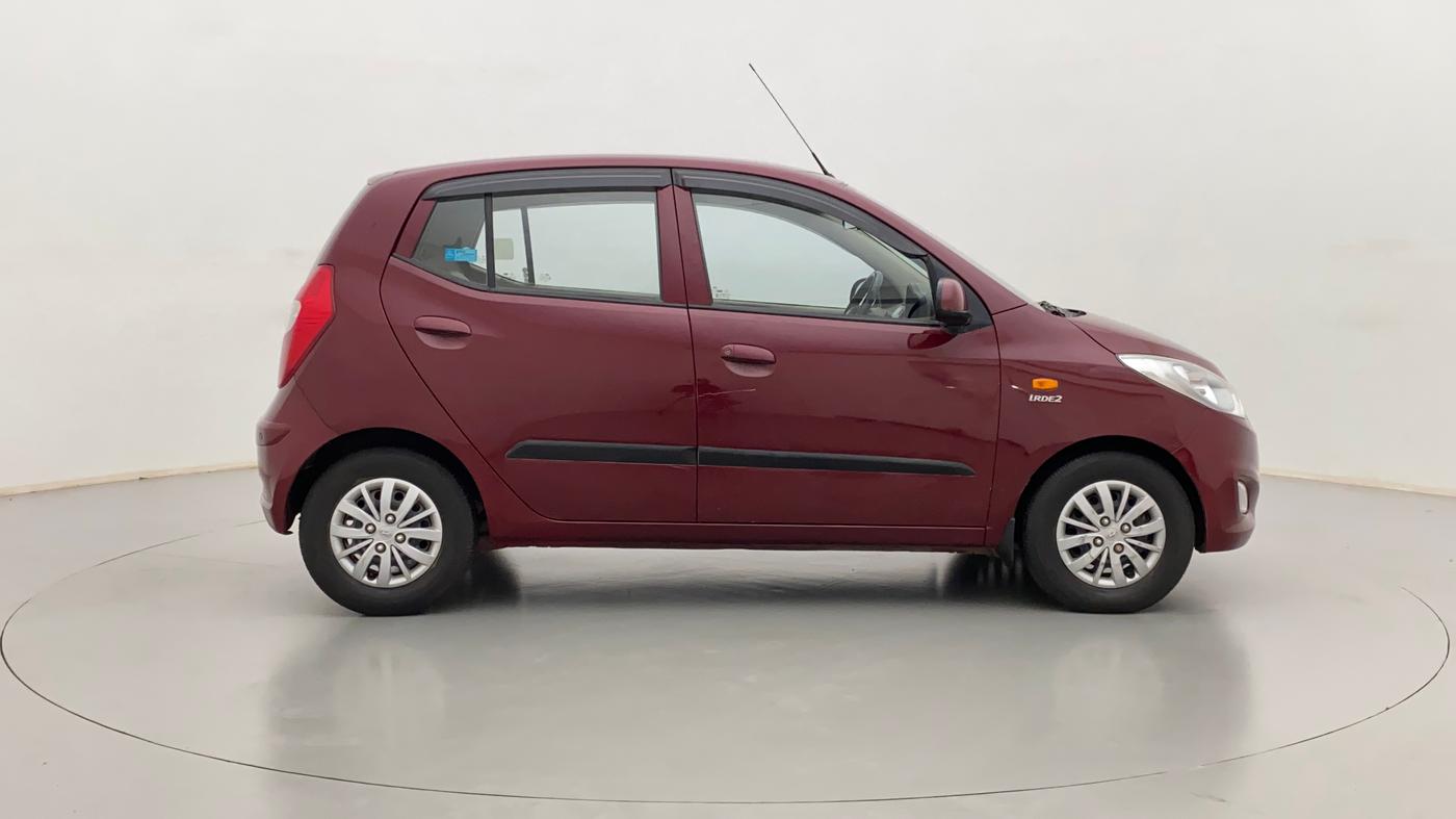 2016 Hyundai i10 SPORTZ 1.1 IRDE2, Petrol, Manual, 39,033 km, Right Side View