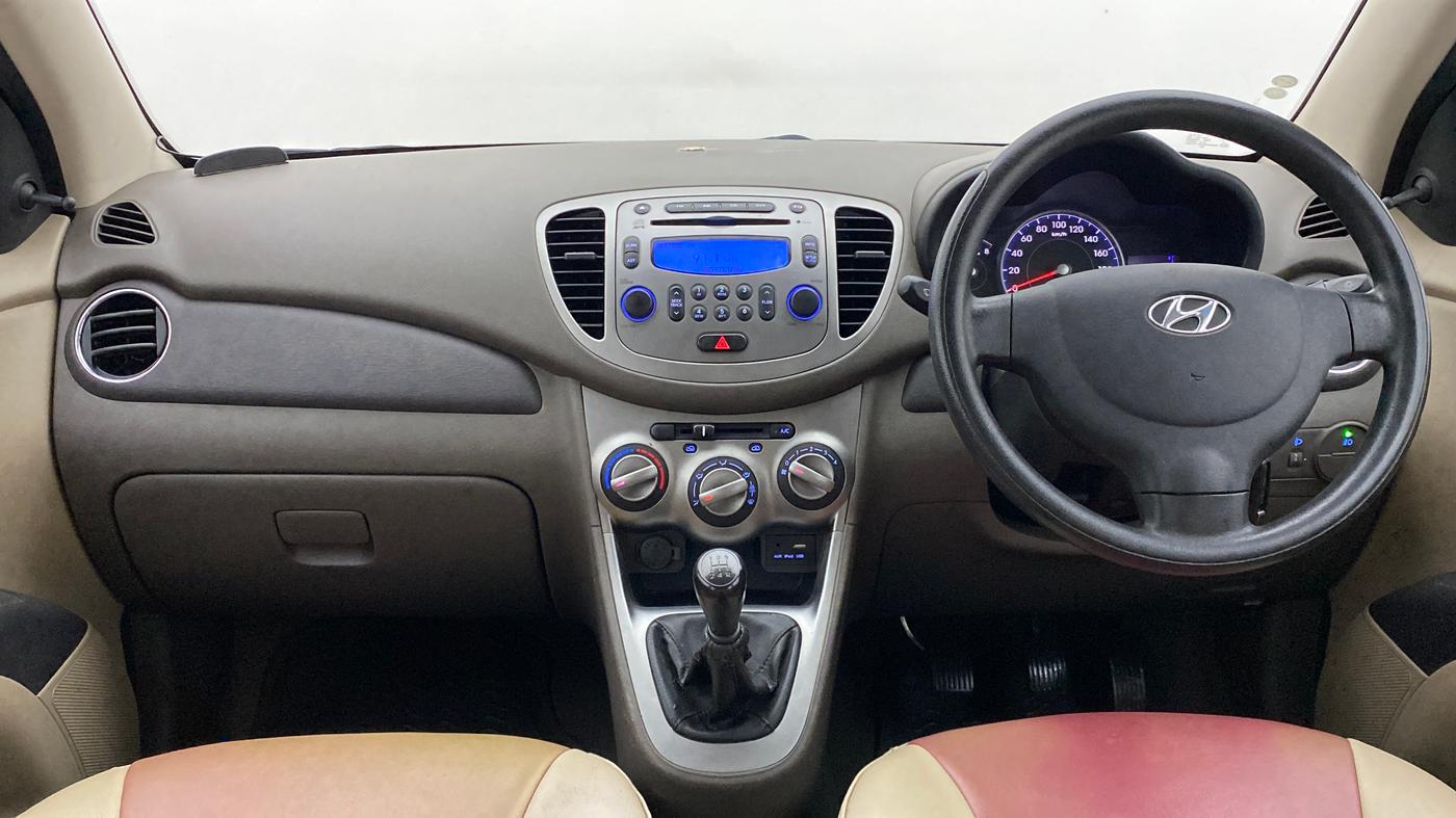 2016 Hyundai i10 SPORTZ 1.1 IRDE2, Petrol, Manual, 39,033 km, Dashboard