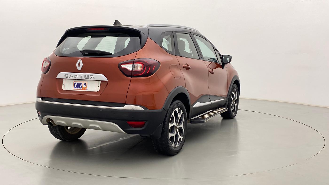 2017 Renault Captur RXT Diesel Dual Tone, Diesel, Manual, 73,947 km, Right Back Diagonal