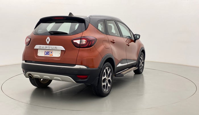 2017 Renault Captur RXT Diesel Dual Tone, Diesel, Manual, 73,947 km, Right Back Diagonal