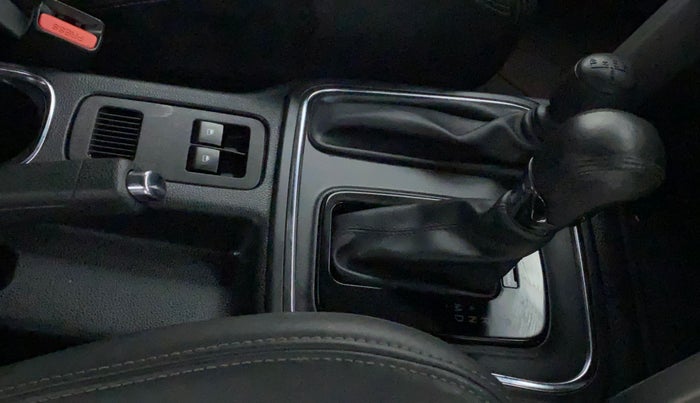 2021 Mahindra Thar LX D AT 4WD HT, Diesel, Automatic, 14,269 km, Gear Lever