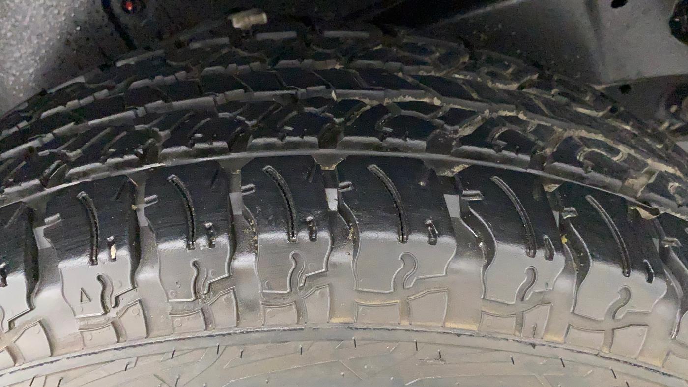 2021 Mahindra Thar LX D AT 4WD HT, Diesel, Automatic, 14,269 km, Right Rear Tyre Tread