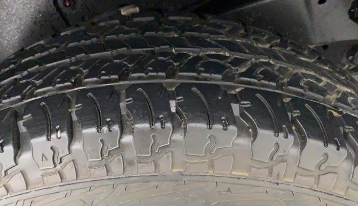 2021 Mahindra Thar LX D AT 4WD HT, Diesel, Automatic, 14,269 km, Right Rear Tyre Tread