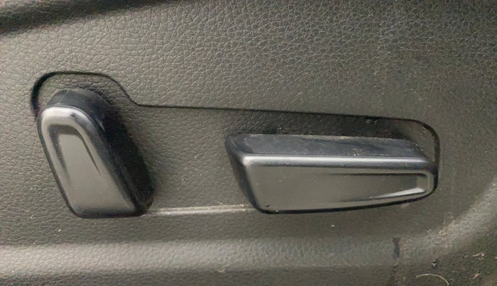 2020 KIA SELTOS GTX PLUS 1.4 PETROL, Petrol, Manual, 38,487 km, Driver Side Adjustment Panel