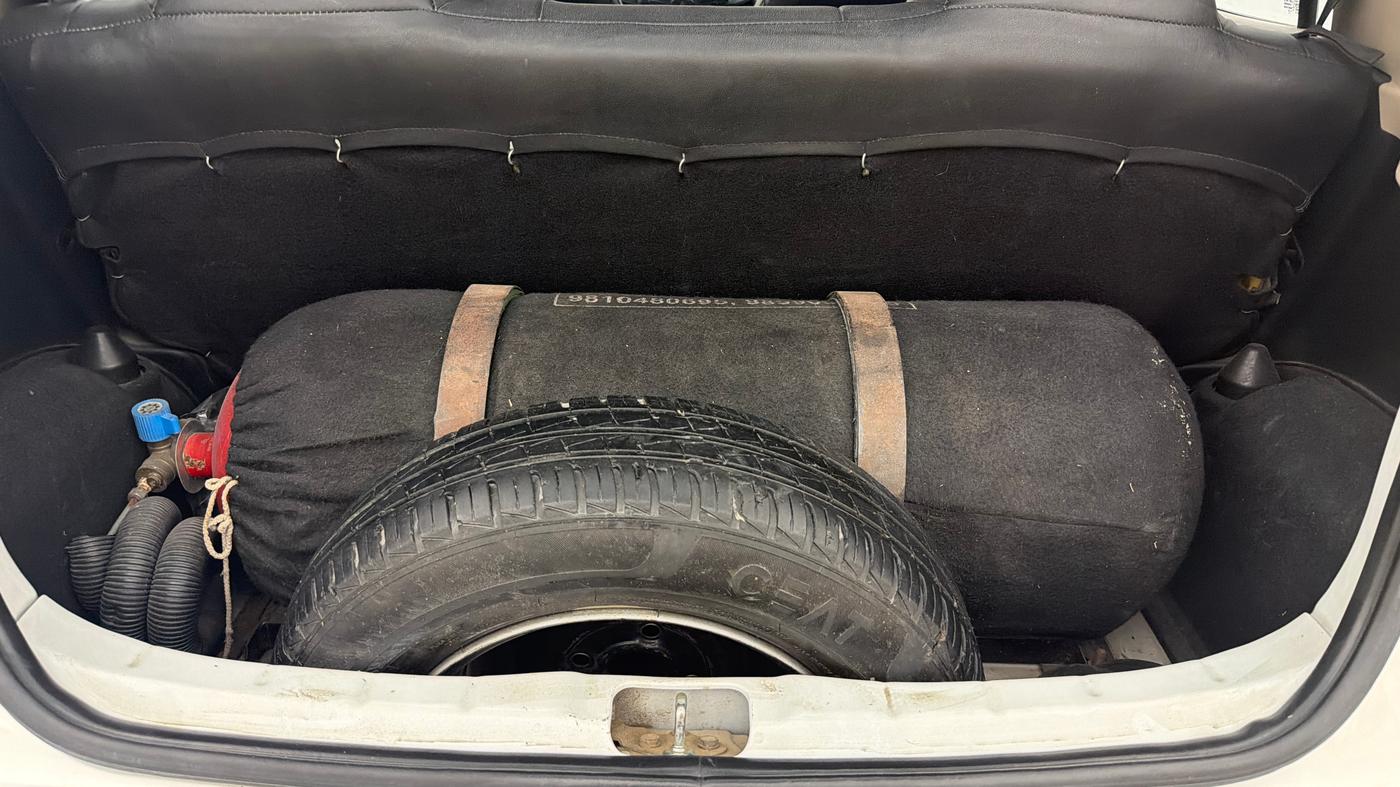 2019 Hyundai NEW SANTRO MAGNA, CNG, Manual, 90,595 km, Boot Inside