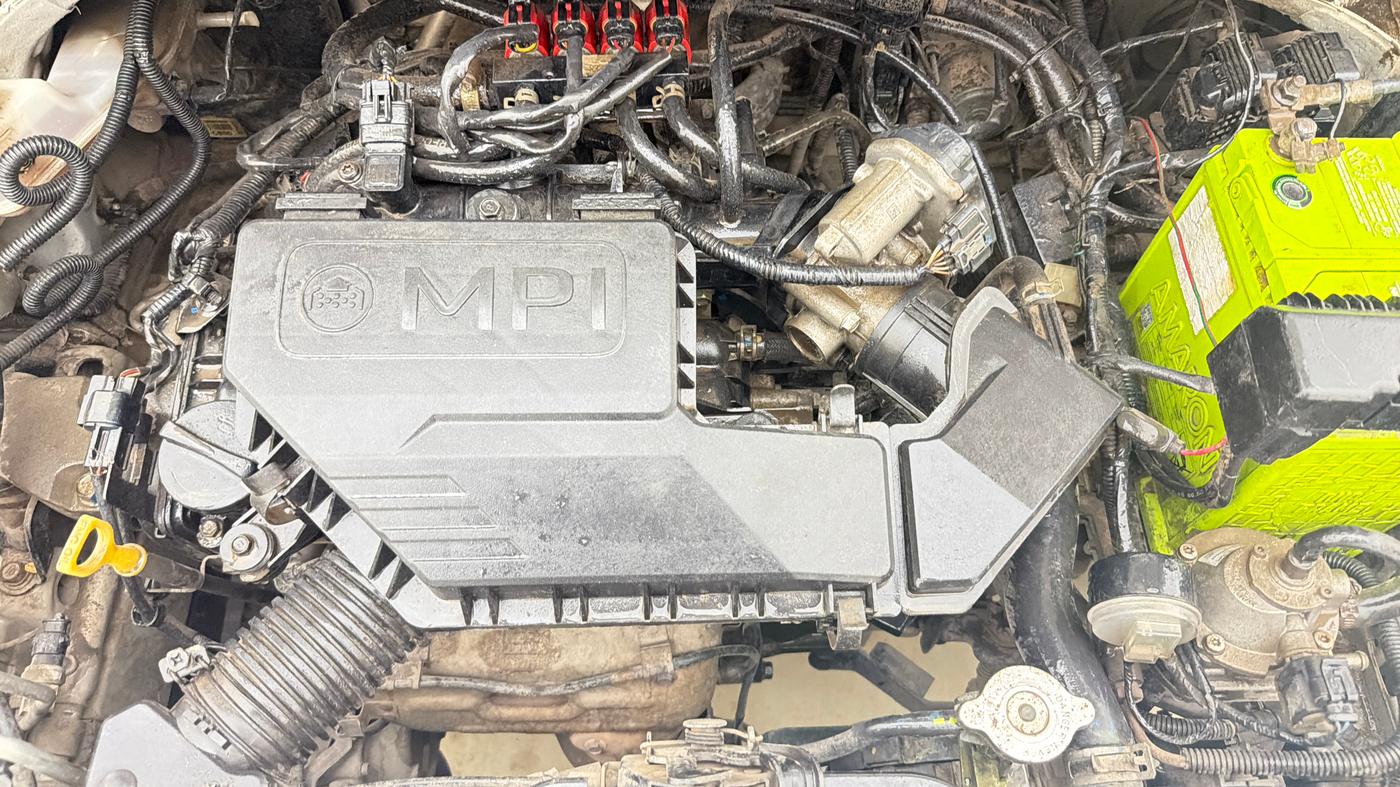 2019 Hyundai NEW SANTRO MAGNA, CNG, Manual, 90,595 km, Engine View