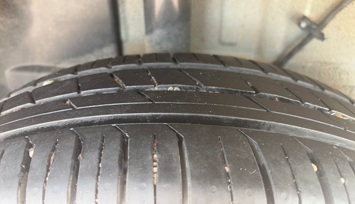 2023 Tata PUNCH ADVENTURE RHYTHM PACK MT, Petrol, Manual, 8,280 km, Right Rear Tyre Tread