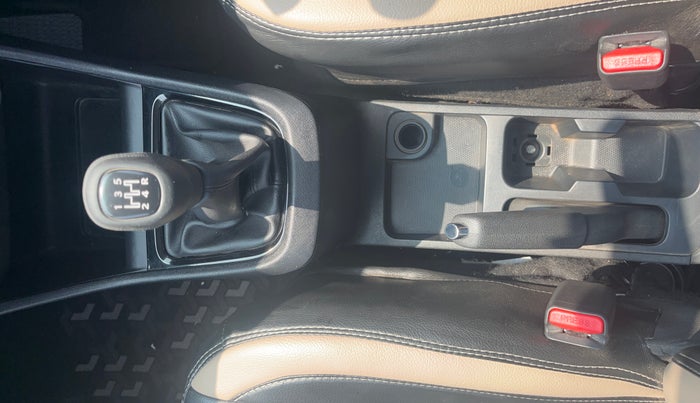 2023 Tata PUNCH ADVENTURE RHYTHM PACK MT, Petrol, Manual, 8,280 km, Gear Lever