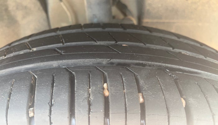 2023 Tata PUNCH ADVENTURE RHYTHM PACK MT, Petrol, Manual, 8,280 km, Right Front Tyre Tread