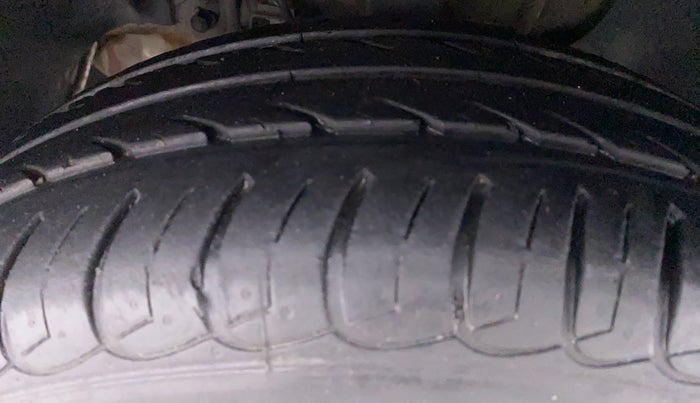 2019 Tata Tiago XZA 1.2 REVOTRON, Petrol, Automatic, 13,014 km, Left Front Tyre Tread