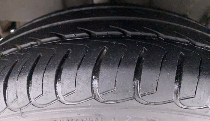 2019 Tata Tiago XZA 1.2 REVOTRON, Petrol, Automatic, 13,014 km, Right Rear Tyre Tread