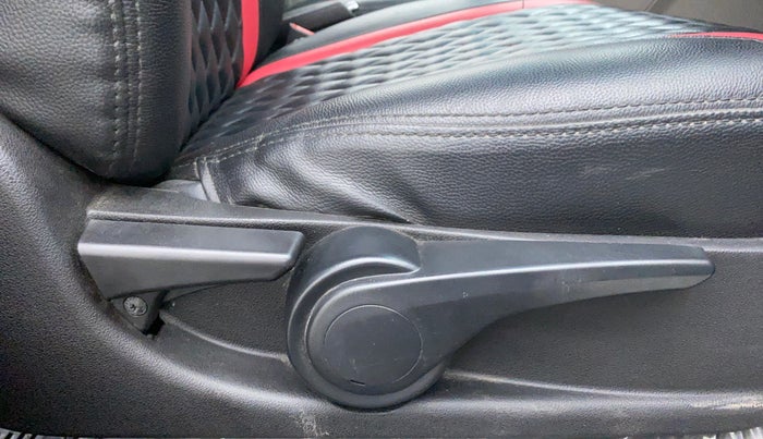 2019 Tata Tiago XZA 1.2 REVOTRON, Petrol, Automatic, 13,014 km, Driver Side Adjustment Panel