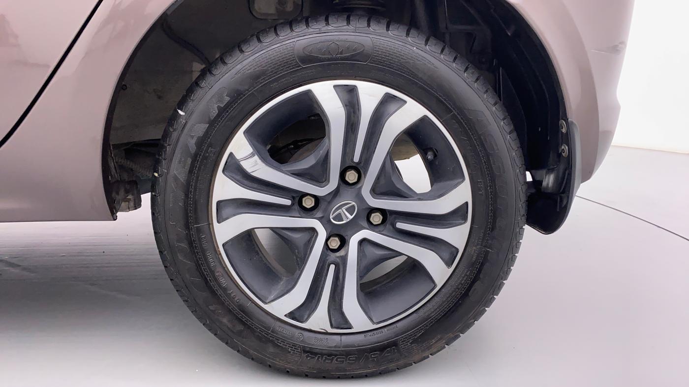 2019 Tata Tiago XZA 1.2 REVOTRON, Petrol, Automatic, 13,014 km, Left Rear Wheel