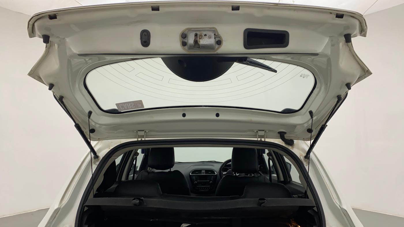 2017 Tata Tiago XZ PETROL, Petrol, Manual, 48,214 km, Boot Door Open