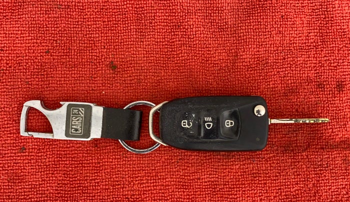 2017 Tata Tiago XZ PETROL, Petrol, Manual, 48,214 km, Key Close Up