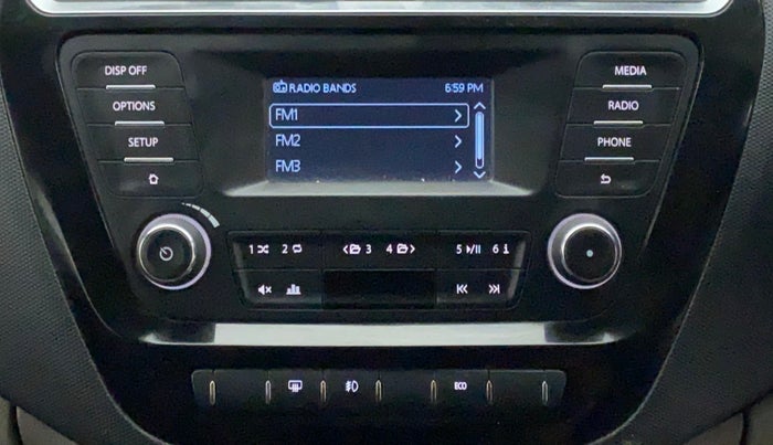 2017 Tata Tiago XZ PETROL, Petrol, Manual, 48,214 km, Infotainment System